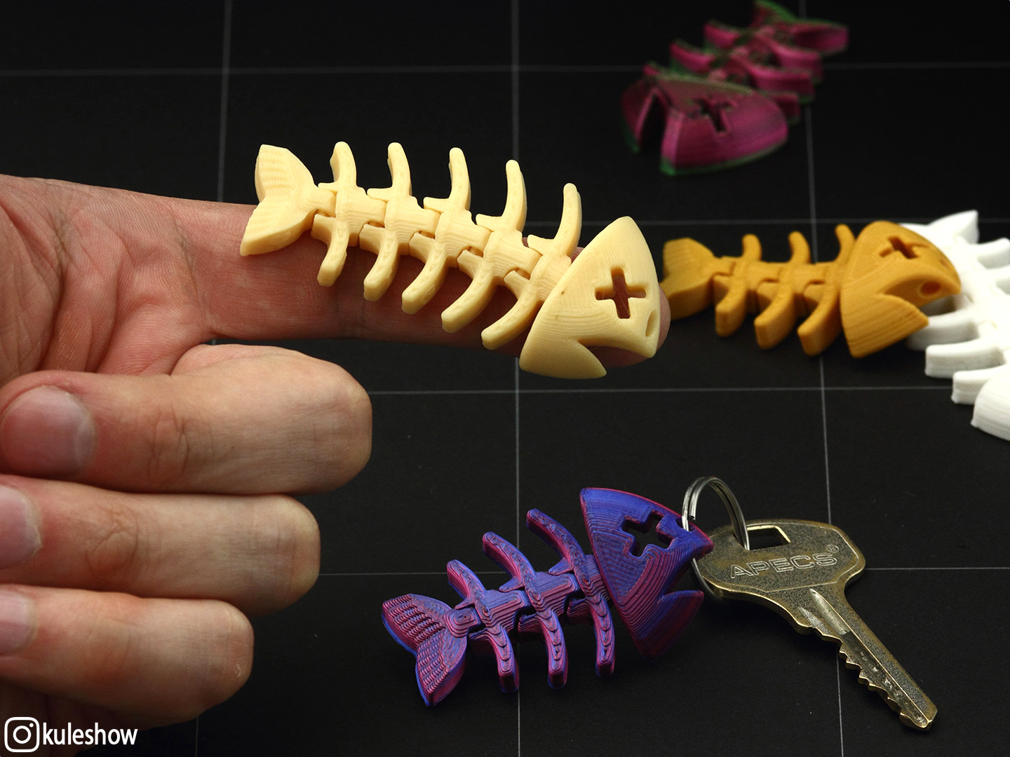 Chaveiro Espinha de Peixe Flexível impresso em 3D
