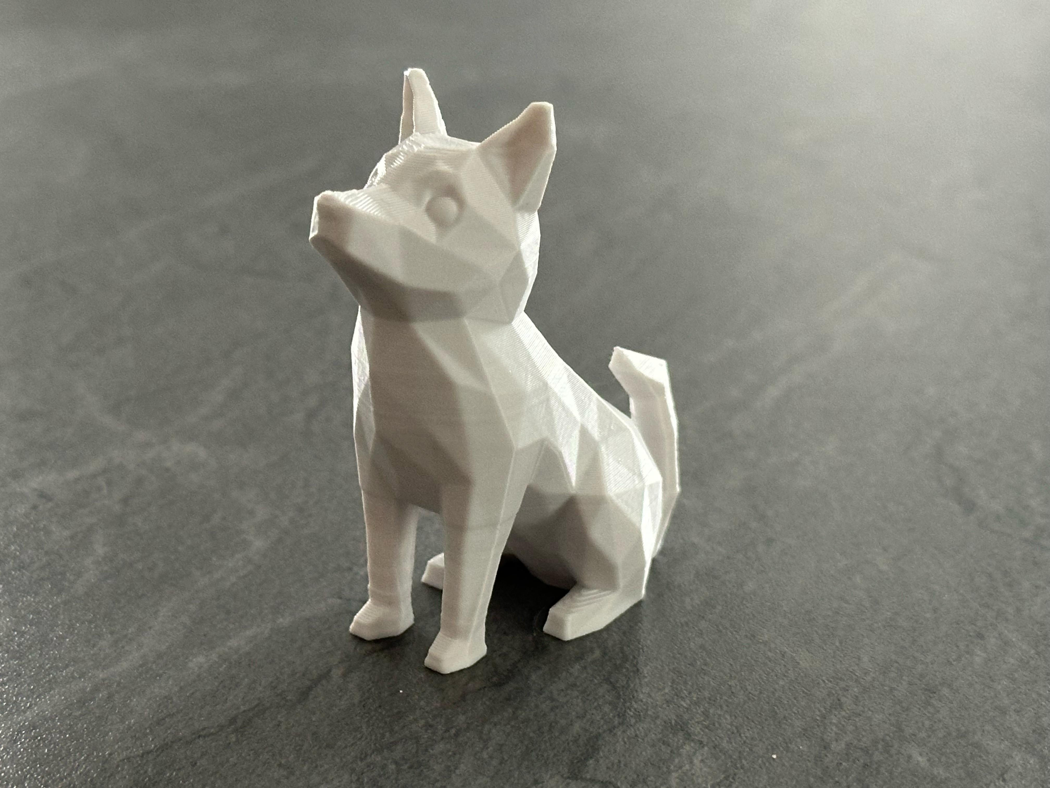 Cachorro Sentado Low Poly impresso em 3D