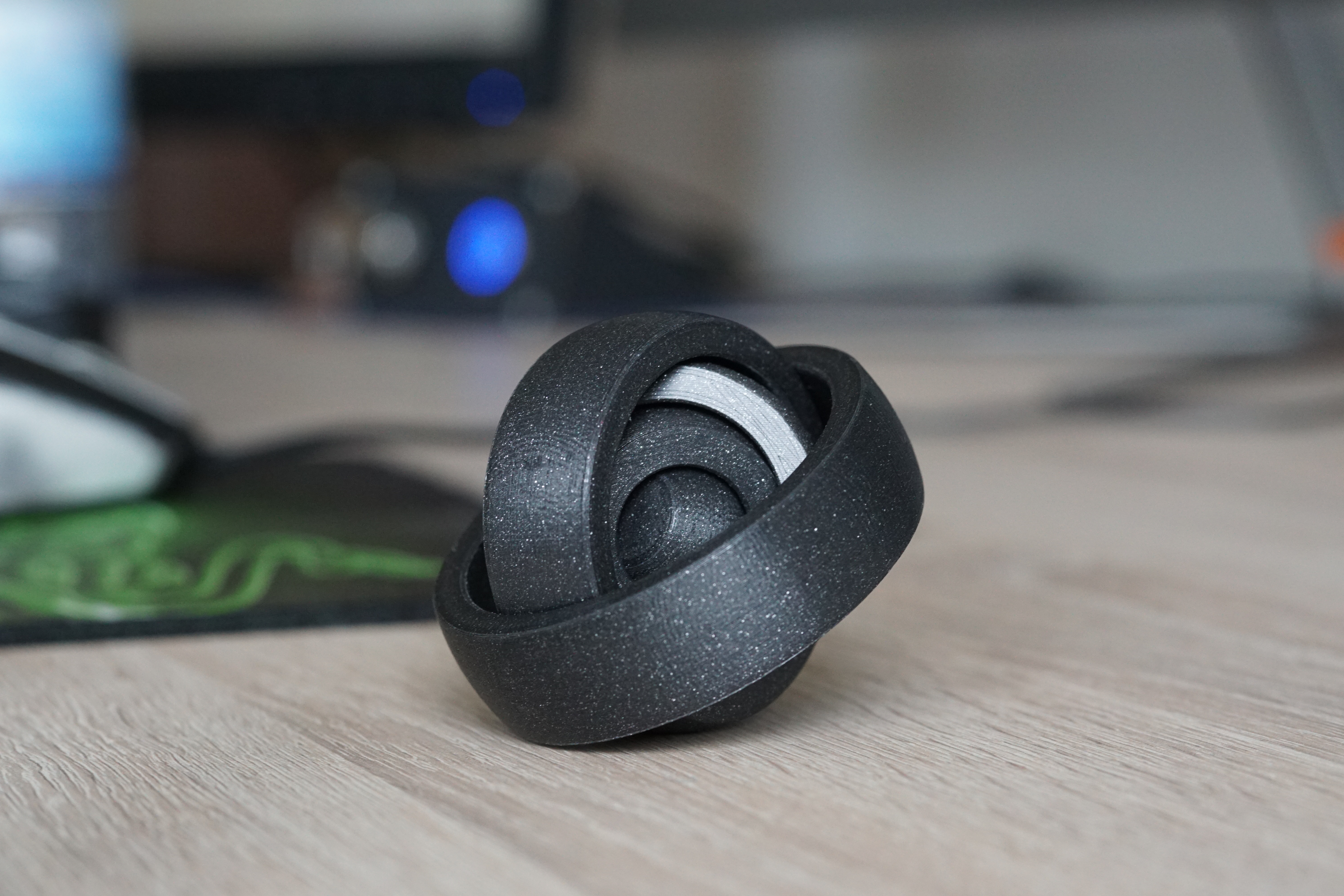 Brinquedo de Anéis Giratórios impresso em 3D
