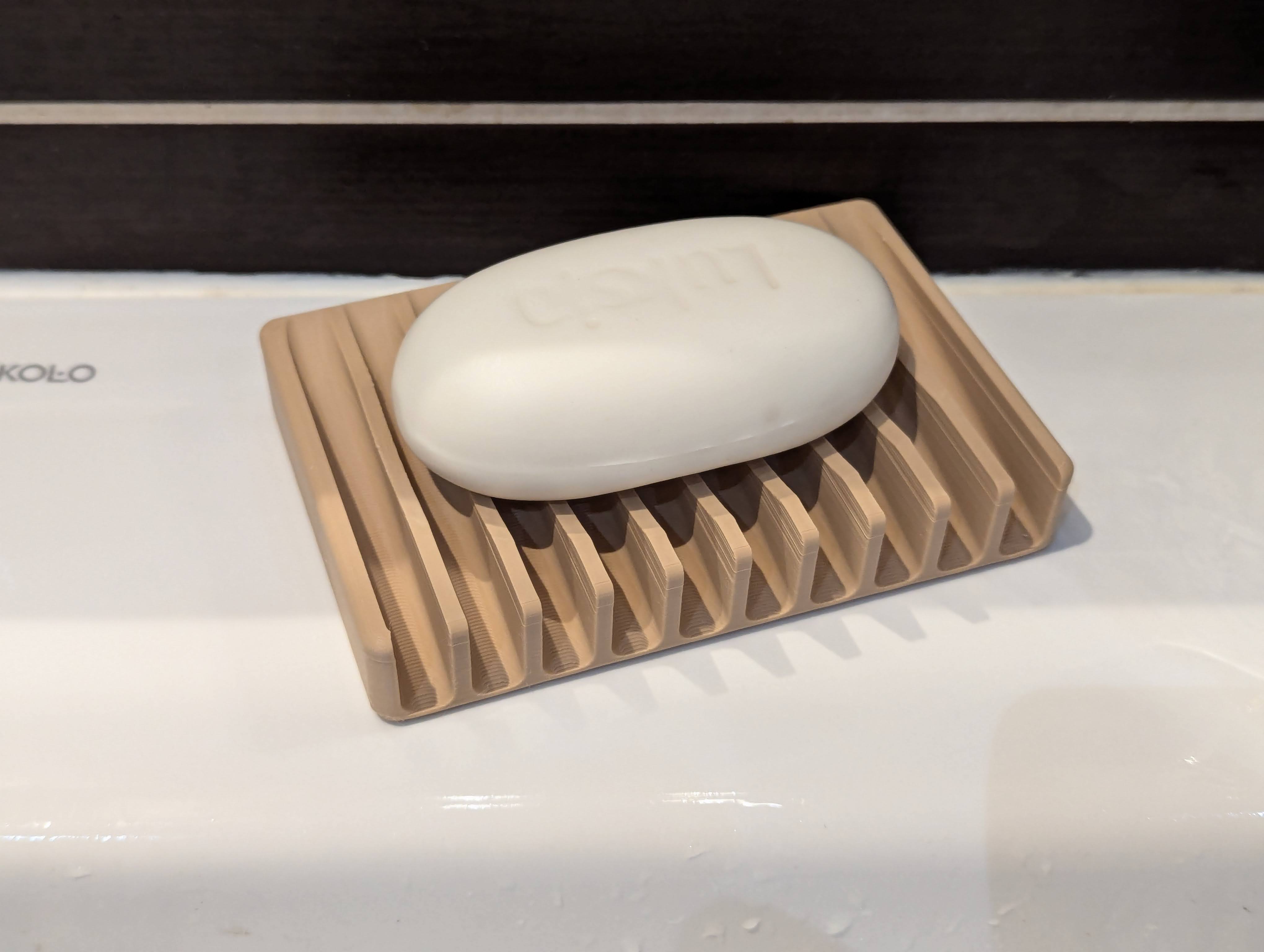 Saboneteira que deixa o sabão seco impresso em 3D