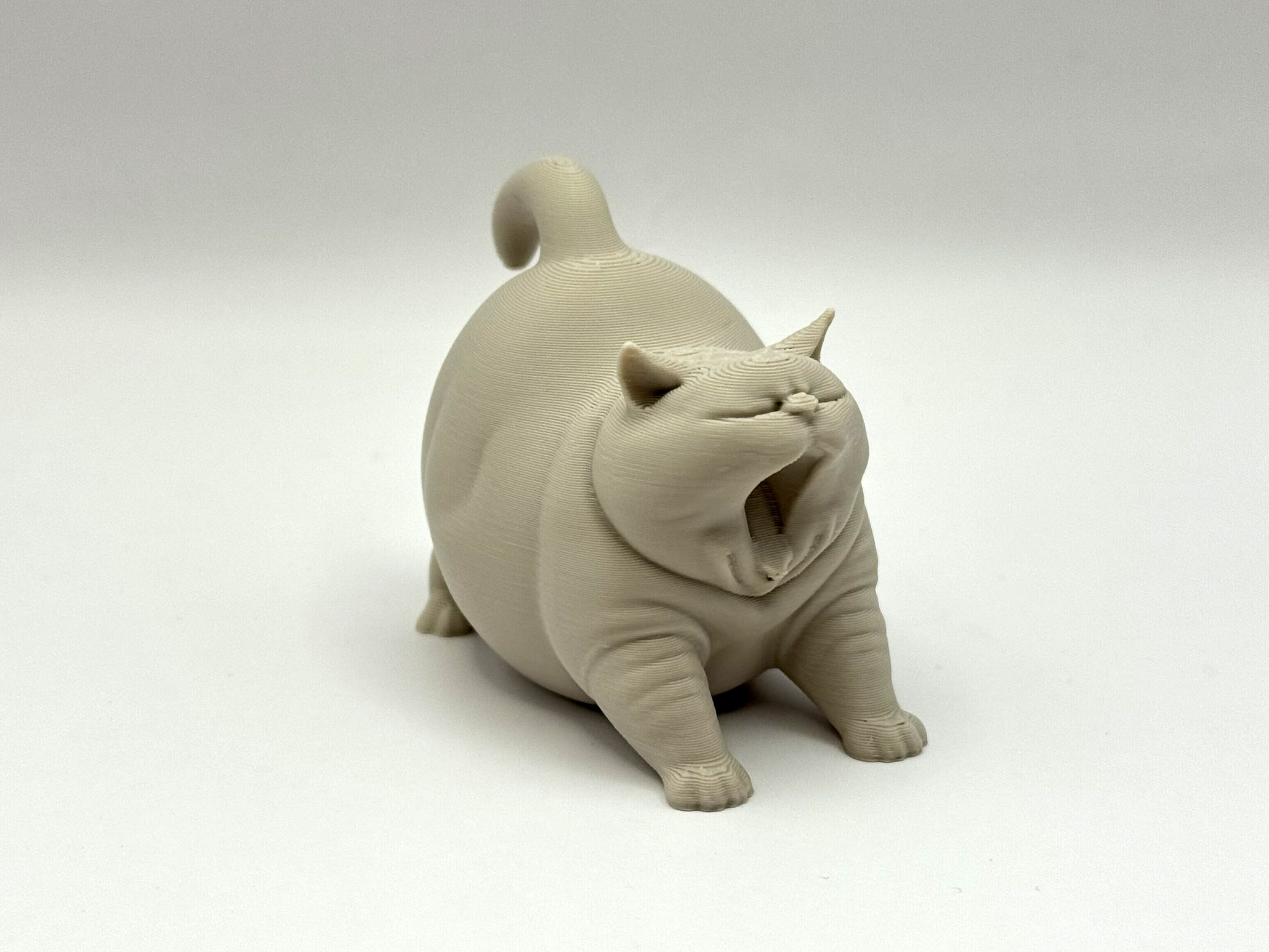 Gato Gordinho Bocejando impresso em 3D